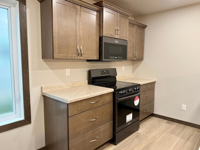 414 Westview Ln E, West Fargo, ND 58078 - photo 5