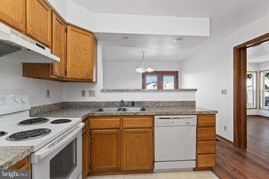 98 Tory Cir, Enola, PA 17025 - photo 7