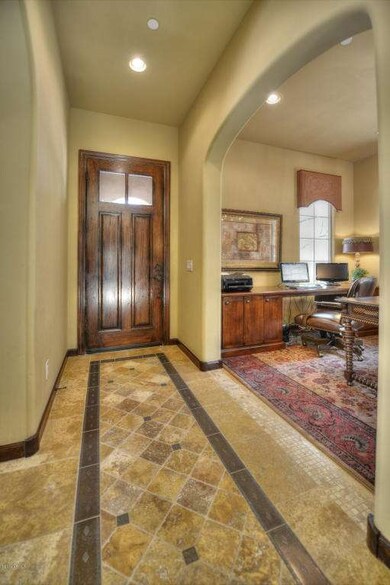 003_Foyer