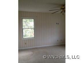 35 Ashwood Dr, Asheville, NC 28803 - photo 6