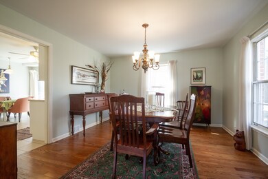 750 Spruce St, Glenview, IL 60025 - photo 6