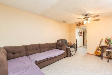601 1/2 S 21st St, Donna, TX 78537 - photo 4
