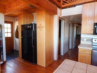 Refrigerator-Kitchen space