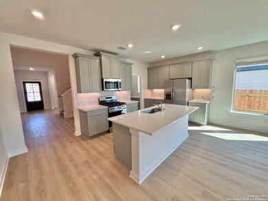 420 Salamander St, San Marcos, TX 78666 - photo 4