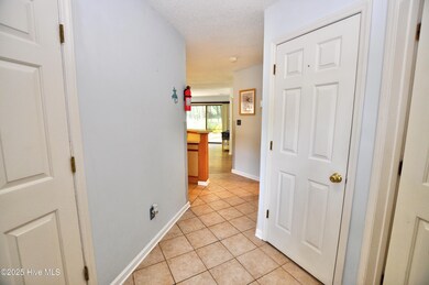 803 Colony Pl