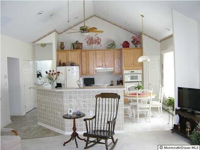 12 Chaucer Cir, Manchester Township, NJ 08759 - photo 4