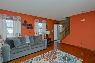 48 Vail St, Springfield, MA 01118 - photo 4