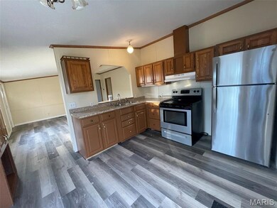 1350 Pami St, Saint Clair, MO 63077 - photo 5