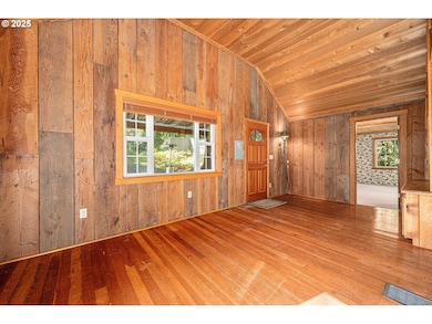 23340 Doane Creek Rd, Sheridan, OR 97378 - photo 4