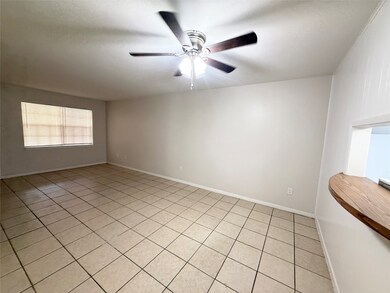 2400 5th St unit 1, Bay City, TX 77414 - photo 4