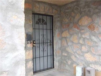 4004 N Piedras St, El Paso, TX 79930 - photo 4