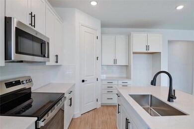 1712 Crooked Creek St, St. Cloud, FL 34771 - photo 5