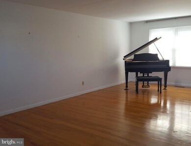 340 Wayburn St, Greencastle, PA 17225 - photo 6