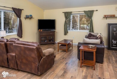 Living Room_DMD_3754-SMALL