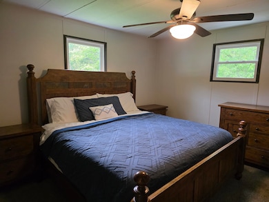 Primary Bed Room with en suite