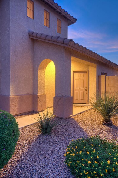 4026 W Buckskin Trail, Phoenix, AZ 85083 - photo 2