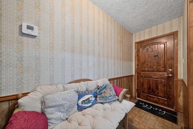 147 County Road 3155, Jacksonville, TX 75766 - photo 5