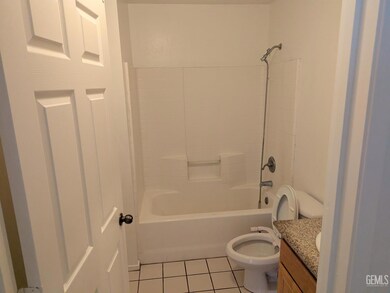 600 Hosking Ave unit 56, Bakersfield, CA 93307 - photo 3