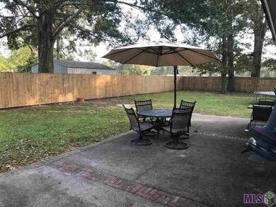 3620 Hemlock St, Zachary, LA 70791 - photo 5