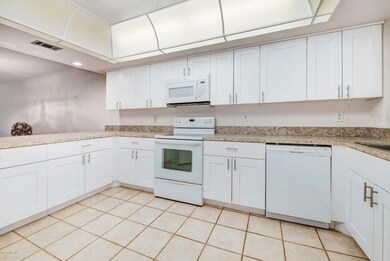 Large Kitchen