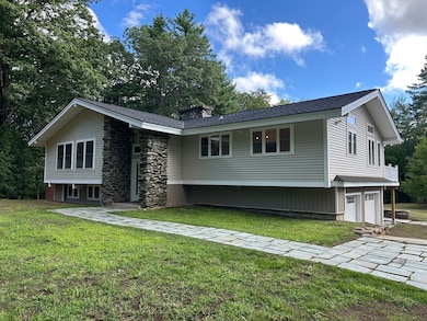 19 Crown Hill Rd, Atkinson, NH 03811 - photo 2