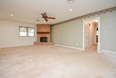 7006 Deep Forest Dr, Houston, TX 77088 - photo 6