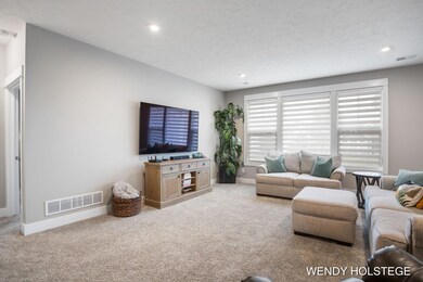 27-web-or-mls-14008 Phoenix Pl, Holland-