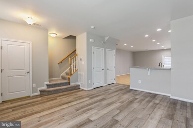 41 Mississippi Point, Falling Waters, WV 25419 - photo 4