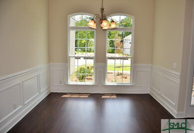 Dining room, lots of natural light