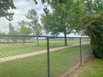 1804 Saint Christopher Dr, Edmond, OK 73003 - photo 6