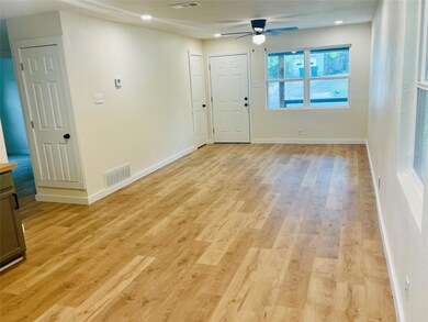 2213 N Crockett St, Sherman, TX 75092 - photo 4