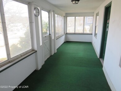 12 W Center St, Shavertown, PA 18708 - photo 3