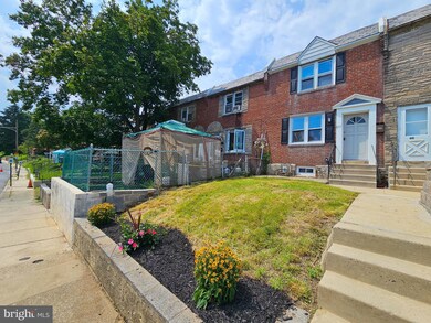 211 Golf Rd, Darby, PA 19023 - photo 2