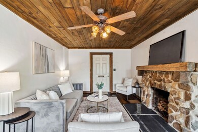 19-web-or-mls-2955-fremont-st