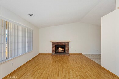 14424 Navarro Dr, Victorville, CA 92395 - photo 5