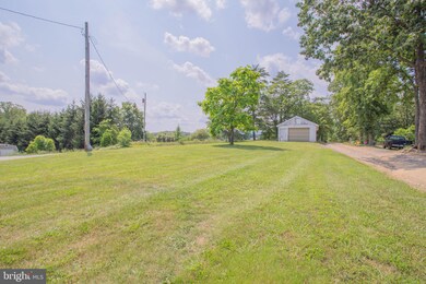 3125 Apple Harvest Dr, Hedgesville, WV 25427 - photo 3