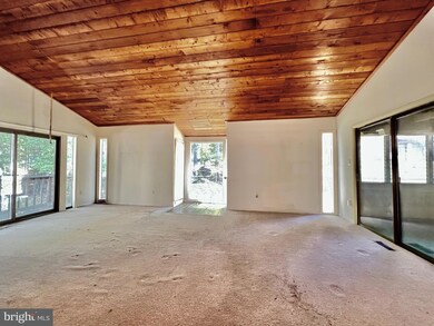 2521 Freetown Dr, Reston, VA 20191 - photo 6