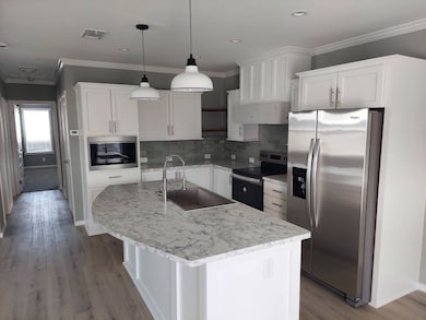 226 Palm Blvd, Parrish, FL 34219 - photo 2