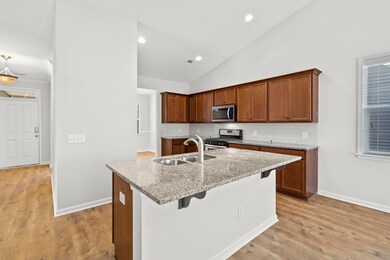 424 Eagleview Dr, Moncks Corner, SC 29461 - photo 4