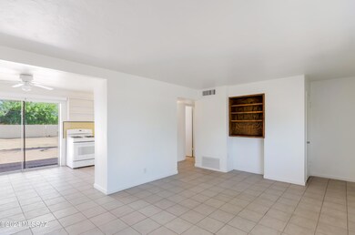 4402 E 16th St, Tucson, AZ 85711 - photo 4