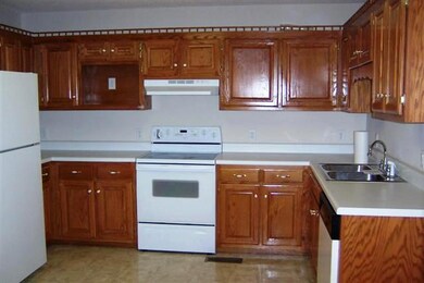 101 Honeysuckle Ln, Shelbyville, TN 37160 - photo 6