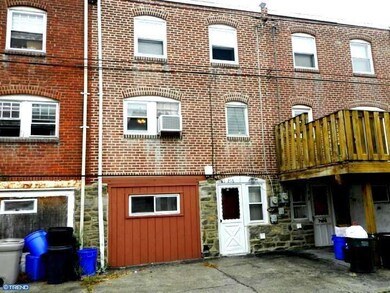 216 E Greenwood Ave, Lansdowne, PA 19050 - photo 2