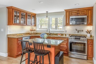 258 Brook St, Framingham, MA 01701 - photo 4