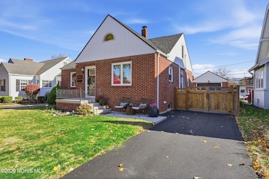 5-web-or-mls-005_NHM08517