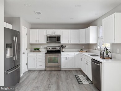 307 Frontier Fort Ln, Strasburg, VA 22657 - photo 4