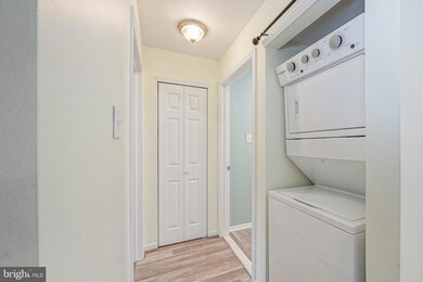 1214 Tristram Cir unit 1214, Mantua, NJ 08051 - photo 5