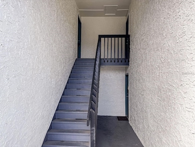 4351 S Semoran Blvd unit 5, Orlando, FL 32822 - photo 2