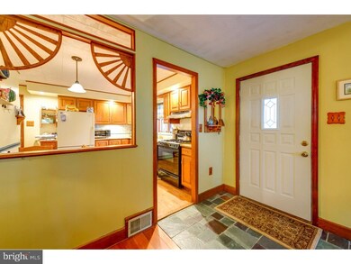 321 Rogers Rd, Norristown, PA 19403 - photo 3