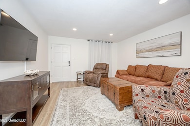 114 Ethel Cir unit 8, Ocean Springs, MS 39564 - photo 5