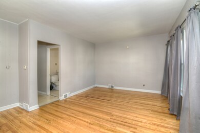 2233 N 73rd Ct, Elmwood Park, IL 60707 - photo 5